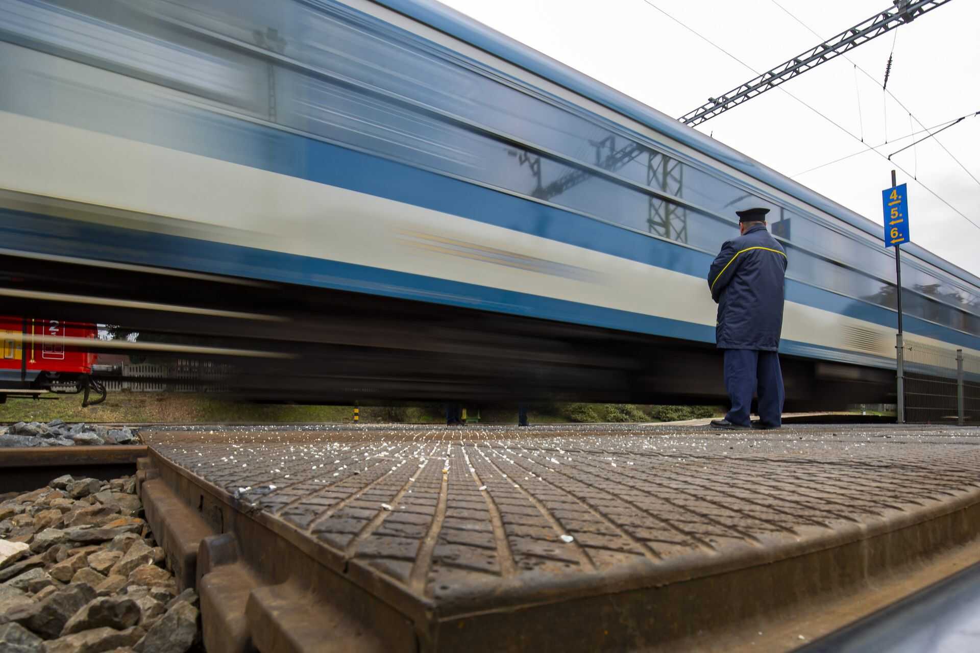 A Göcsej Intercity elindul a zalaegerszegi vasútállomásról