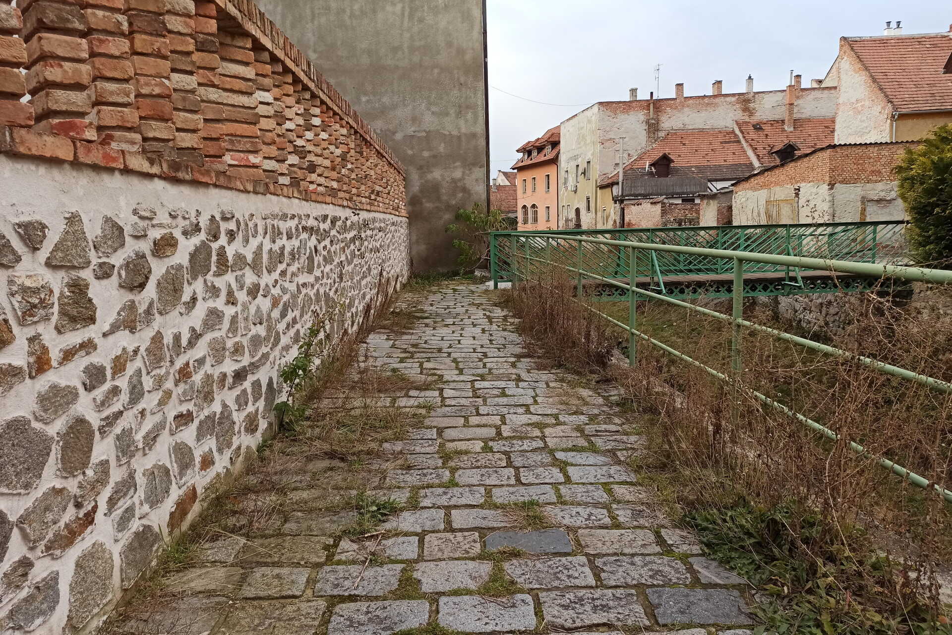 Konvent átjáró lezárva