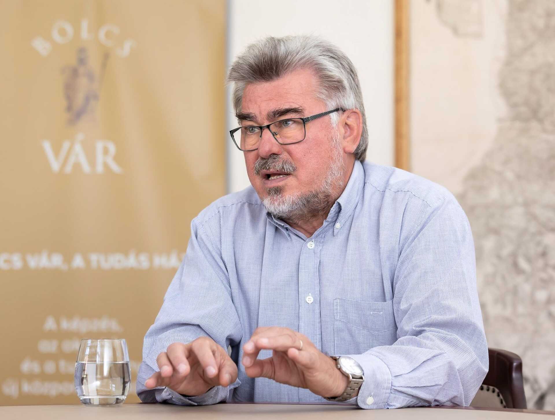 dr. Komlósi László Imre