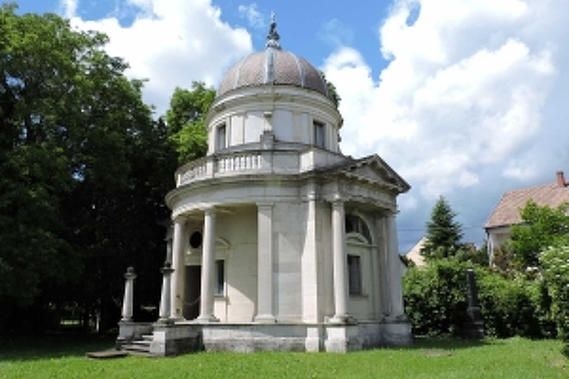 Lenck mauzóleum